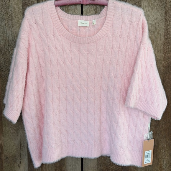 Cyrus Sweaters - Cyrus ULTRA Soft Pink Cable Knit Sweater size L NWT